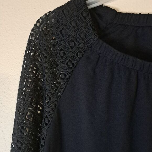 Talbots black off the shoulder blouse size medium - Picture 3 of 7